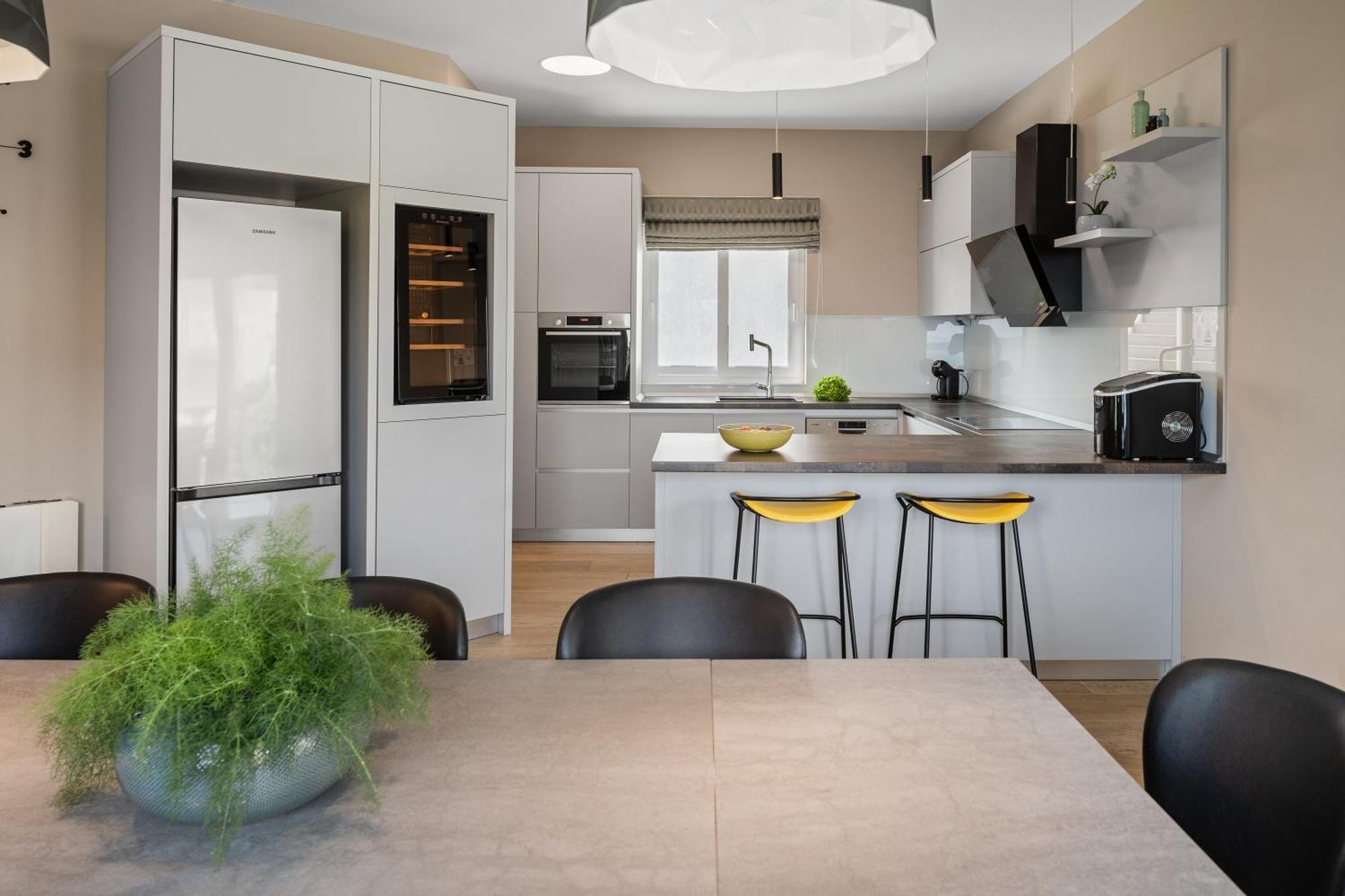 Villa Iponi Mimice Exteriör bild